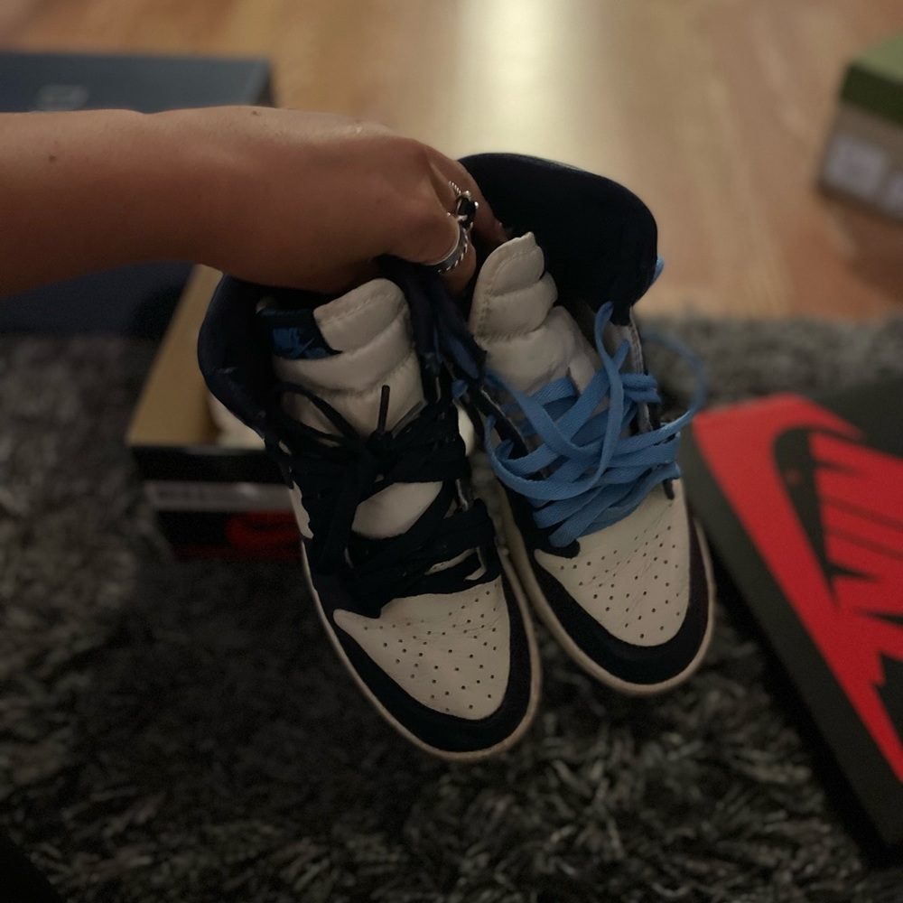 Jordan 1 Obsidian - Picture 3 of 8